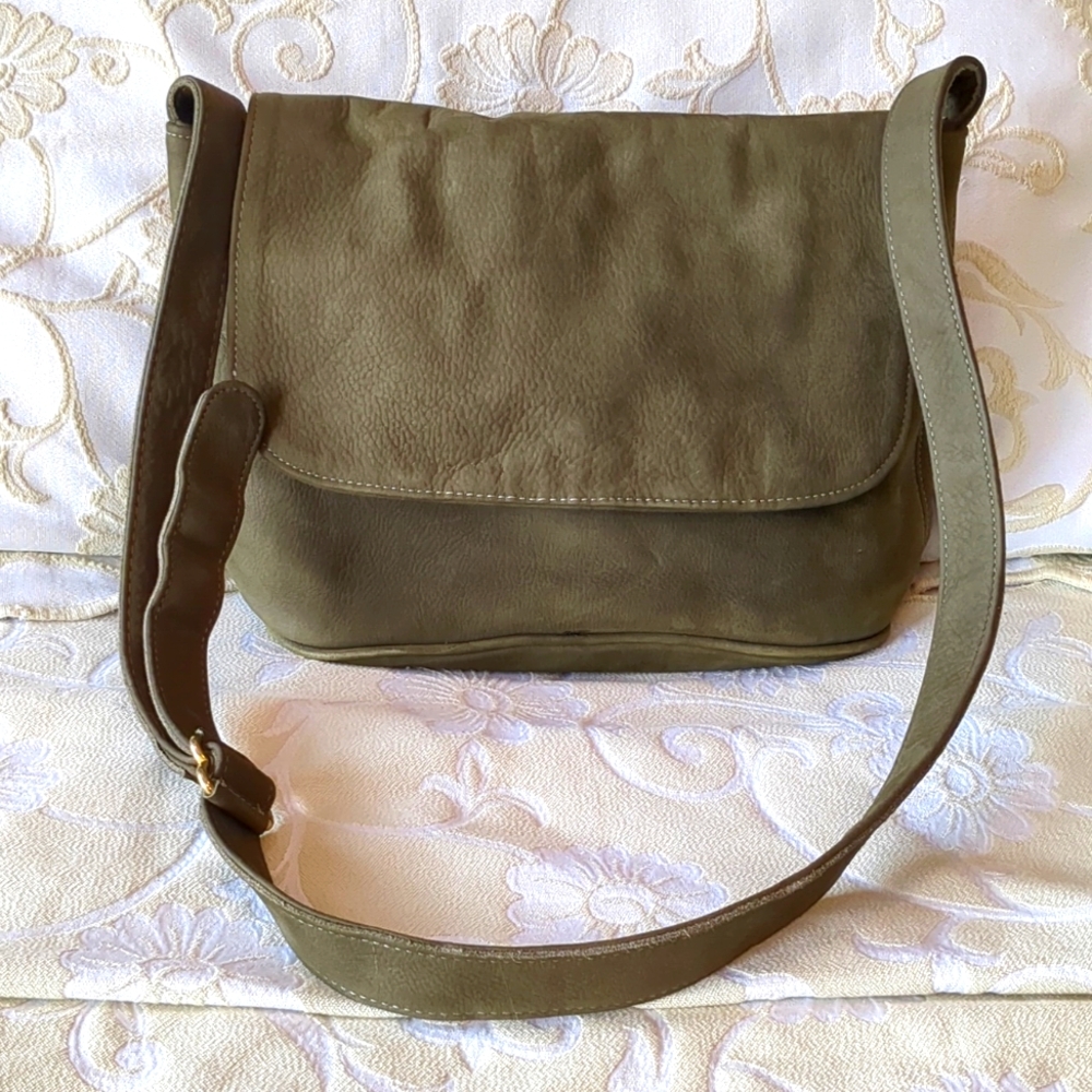 Green suede shoulder bag